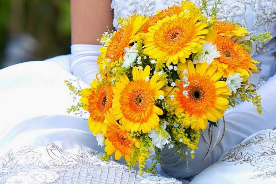 bouquet_sposa_giallo_gerbere