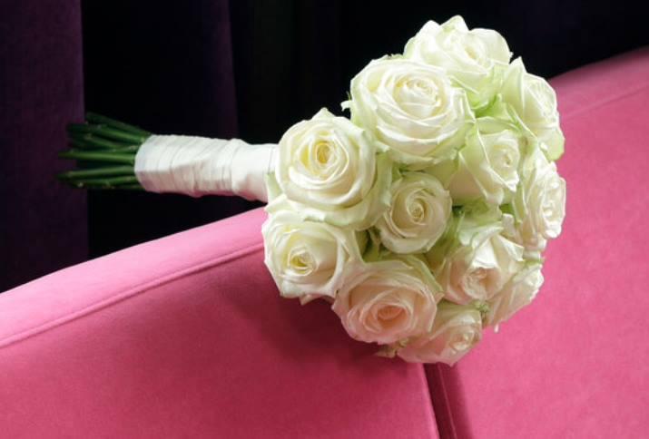 bouquet_sposa_rose_bianche_2