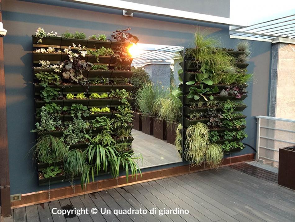 Realizziamo giardini e orti verticali per esterni e interni